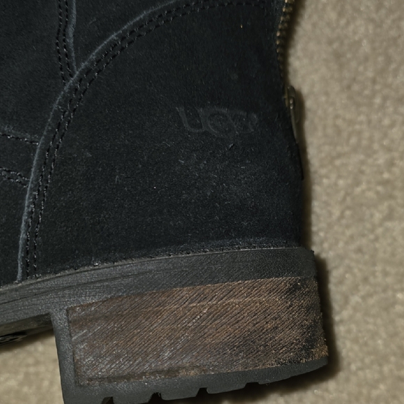 UGG Women's Black Winter Boots - Picture 2 of 16